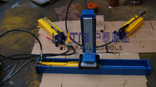 分離式液壓復(fù)位機(jī)